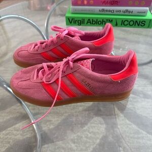 Adidas Women's Pink and Red Gazelle Sneakers